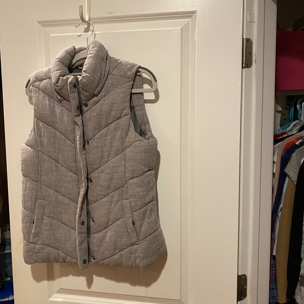 Gap winter/fall vest